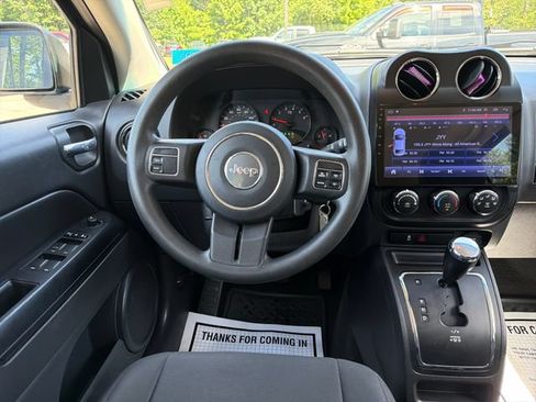 Used 2011 Jeep Compass 4WD w/ All Weather Capability Group image 16