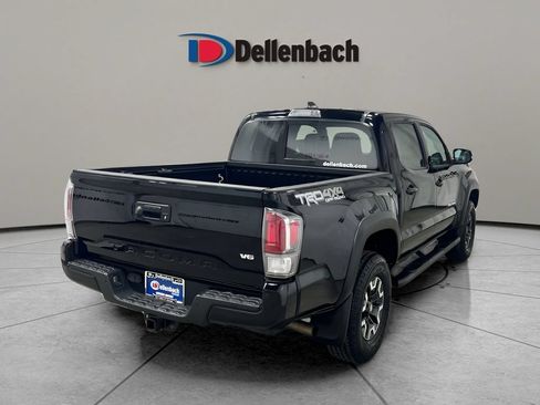 Used 2021 Toyota Tacoma TRD Off-Road w/ TRD Premium Off Road Package AWD/4WD image 5