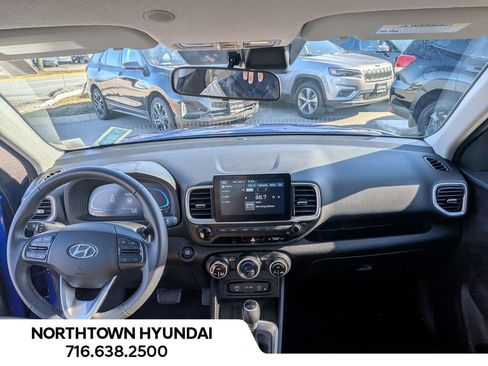 Certified 2026 Hyundai Venue SEL image 7