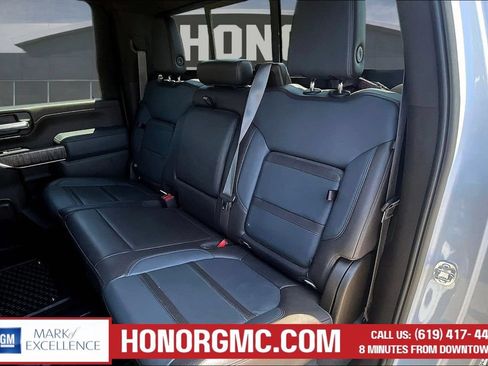 Used 2023 GMC Sierra 2500 Denali AWD/4WD image 23