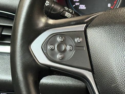 Used 2023 Chevrolet Traverse LT w/ LPO, Floor Liner Package image 22