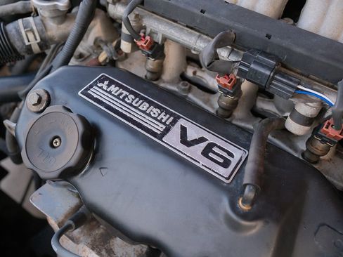 Used 1998 Mitsubishi 3000GT FWD image 35
