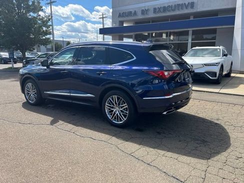 Certified 2024 Acura MDX w/ Advance Package AWD/4WD image 7