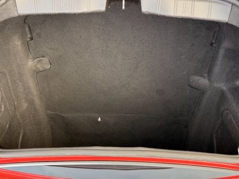 Used 2021 Chevrolet Camaro LT image 24