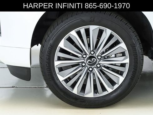 Used 2025 INFINITI QX80 Sensory AWD/4WD image 46