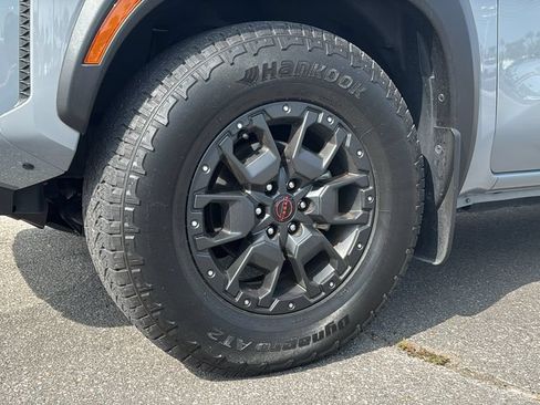 Used 2024 Nissan Frontier Pro-X w/ Pro Premium Package RWD image 10