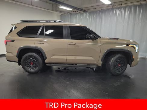 Used 2025 Toyota Sequoia TRD Pro AWD/4WD image 9