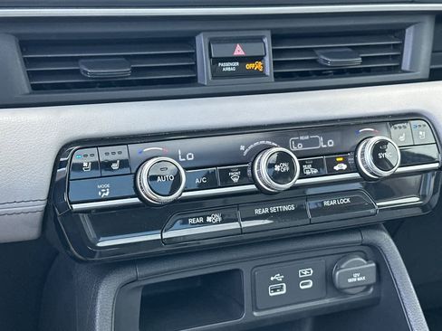 Certified 2024 Honda Pilot Elite image 25