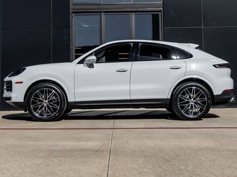 New 2026 Porsche Cayenne Coupe image 2