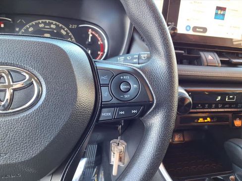 Certified 2025 Toyota RAV4 LE image 10