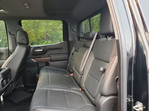 Used 2021 GMC Sierra 1500 SLT w/ SLT Convenience Package AWD/4WD image 10