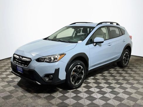 Used 2023 Subaru Crosstrek 2.0i Premium AWD/4WD image 3