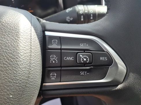 Used 2023 Jeep Compass High Altitude AWD/4WD image 21