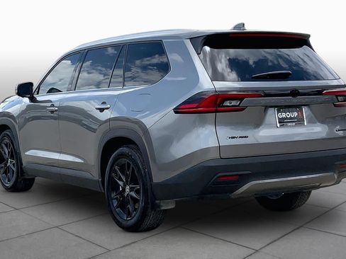 Used 2025 Toyota Grand Highlander AWD Hybrid image 12