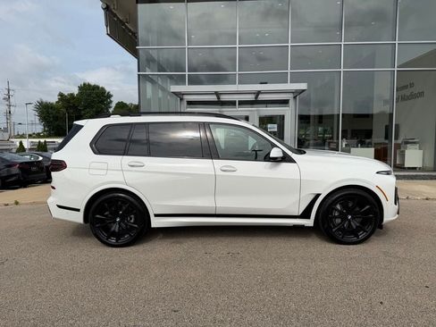 Used 2026 BMW X7 xDrive40i w/ Dynamic Handling Package AWD/4WD image 2