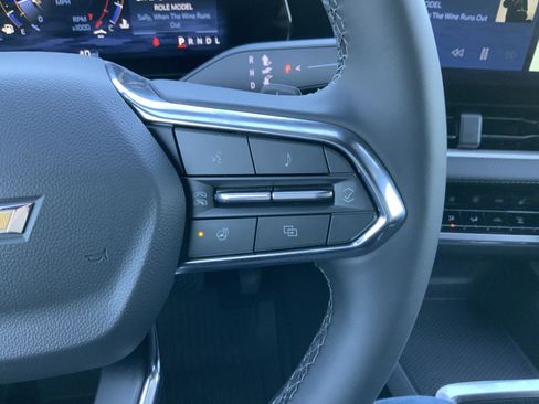 New 2026 Chevrolet Equinox LT w/ Convenience Package II image 33