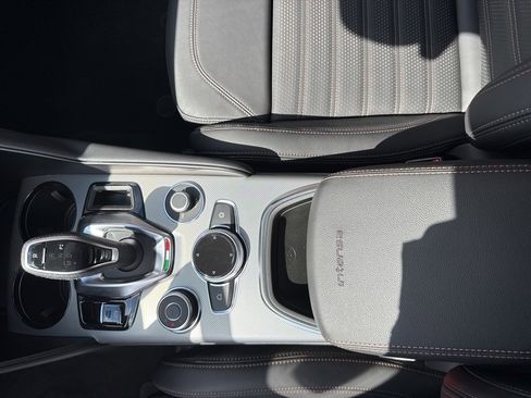 New 2025 Alfa Romeo Giulia AWD w/ Driving Assist Package image 19