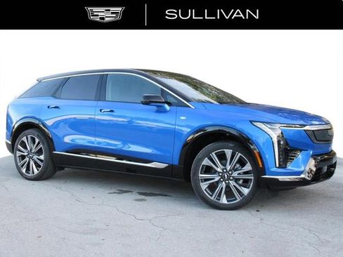 New 2026 Cadillac Optiq Luxury 2 image 2