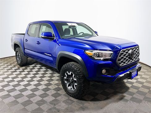 Certified 2022 Toyota Tacoma TRD Off-Road image 1