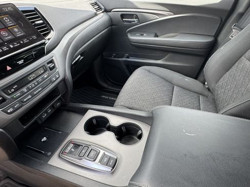 Used 2024 Honda Ridgeline Sport image 29