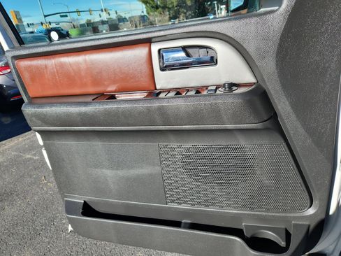 Used 2014 Ford Expedition King Ranch image 13