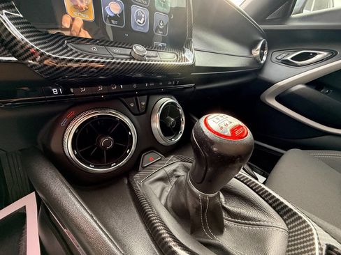 Used 2018 Chevrolet Camaro SS image 25