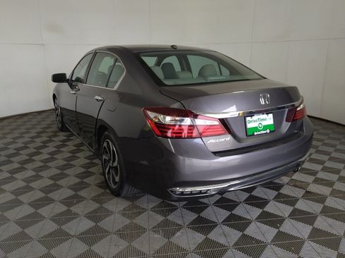 Used 2017 Honda Accord EX-L image 5