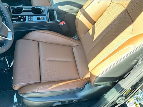New 2026 Subaru Outback Touring AWD/4WD image 20