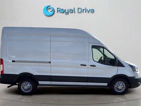 Used 2022 Ford Transit 250 148 High Roof AWD image 6