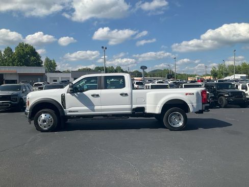 New 2026 Ford F450 XL w/ XL Driver Assist Package AWD/4WD image 8