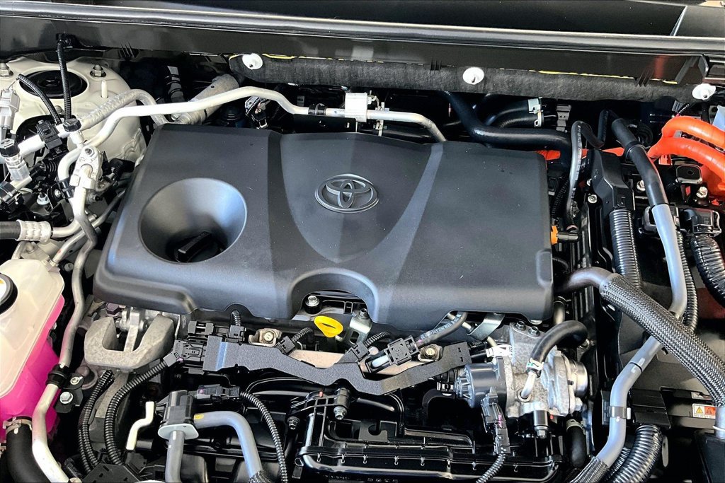 Used 2022 Toyota RAV4 XSE w/ Weather Package AWD/4WD image 31
