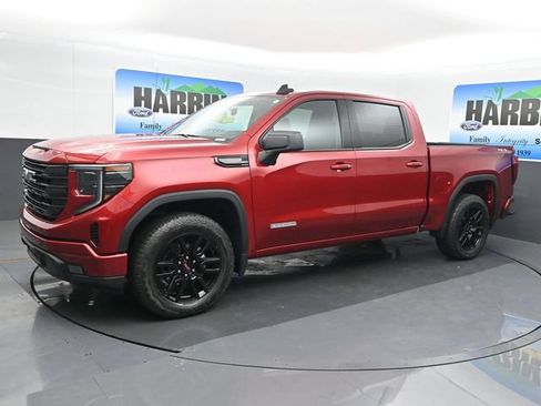 Used 2024 GMC Sierra 1500 Elevation AWD/4WD image 1