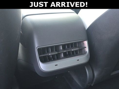 Used 2022 Tesla Model 3 Long Range image 10