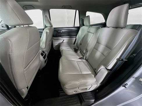 Certified 2018 Honda Pilot EX-L image 33