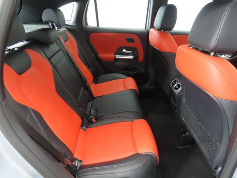 Certified 2025 Mercedes-Benz GLA 35 AMG 4MATIC image 22