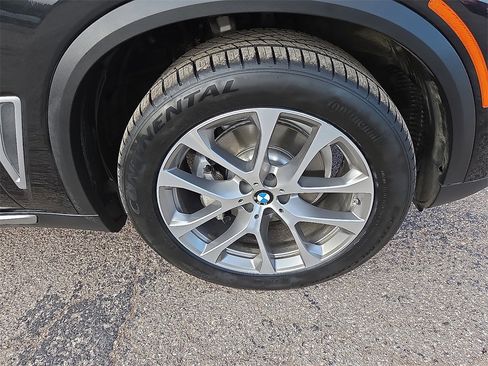 Used 2019 BMW X5 xDrive40i w/ Premium Package 2 image 8