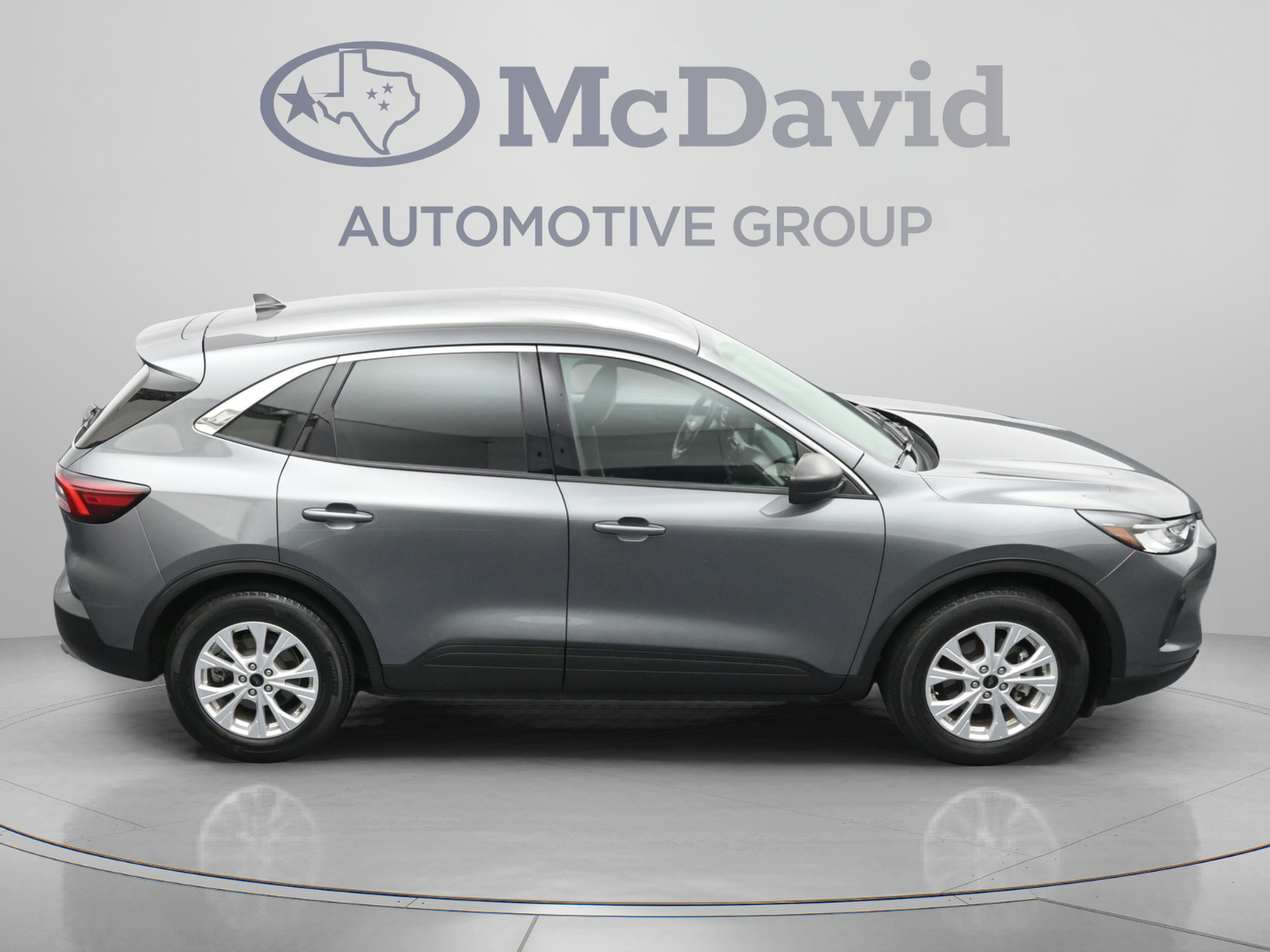 Used 2024 Ford Escape Active FWD image 39