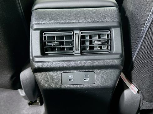 Used 2025 Honda Accord LX image 17