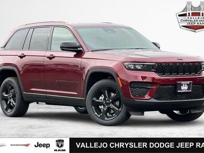 New 2025 Jeep Grand Cherokee Altitude