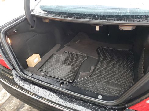 Used 2009 Mercedes-Benz E 350 4MATIC Sedan image 30