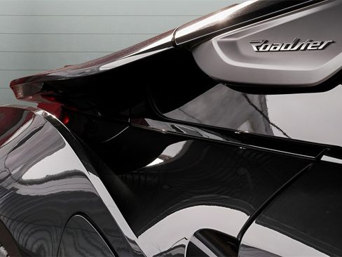 Used 2019 BMW i8 Roadster image 27