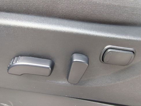 New 2026 Nissan Frontier SV image 15