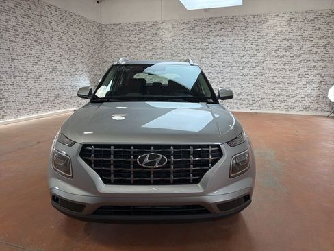 New 2026 Hyundai Venue SEL image 2
