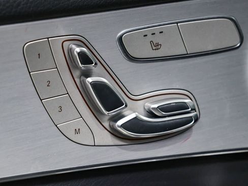 Used 2021 Mercedes-Benz GLC 300 image 20