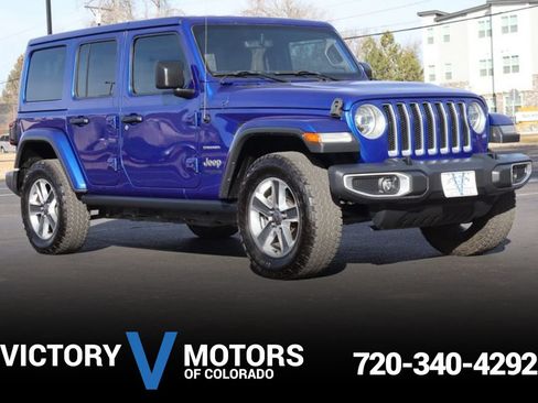 Used 2018 Jeep Wrangler Unlimited Sahara w/ Dual Top Group AWD/4WD image 1