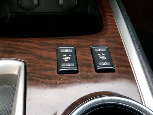 Used 2014 Nissan Pathfinder SL AWD/4WD image 31