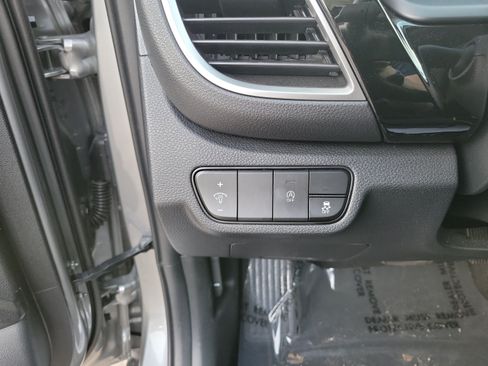 Certified 2024 Kia Seltos S FWD image 27