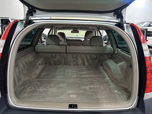 Used 2007 Volvo XC70 AWD/4WD image 16
