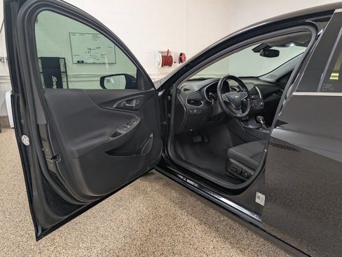 Used 2022 Chevrolet Malibu RS image 6