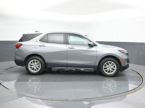 Used 2023 Chevrolet Equinox LT image 6
